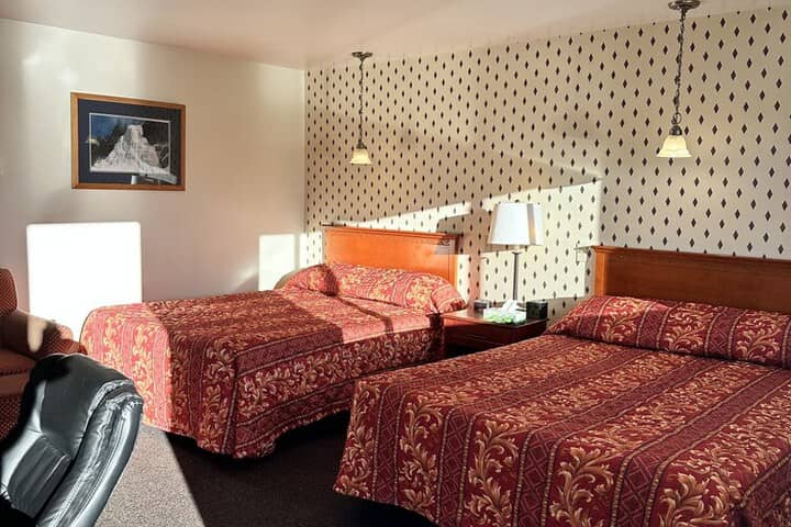 Room 2 of 38